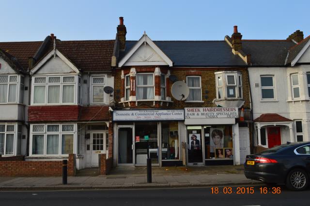 Photo of lot 52 Spring Grove Road, Hounslow, Middlesex TW3 4BN