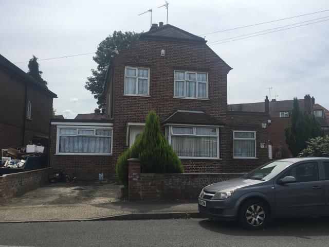 Photo of lot 26 Hayes End Close, Hayes, Middlesex UB4 8HF